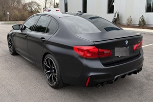 BMW M5 Competition Package 2020 USADO ~13,400 Millas 617 hp V8 Twin-Turbo AWD Paquete Ejecutivo R20 Volante a la Izquierda Asientos de Cuero - Product Image 4