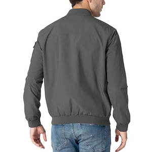 แจ็กเก็ตบอมเบอร์ผู้ชายแจ็คเก็ตผ้าใบทำจากโพลีเอสเตอร์สไตล์ไฮสตรีทสำหรับฤดูหนาว - Product Image 4