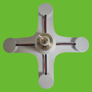 Stock local, Portalámparas de techo de cuatro cabezas, Portalámparas colgante de cuatro cabezas - Product Image 1