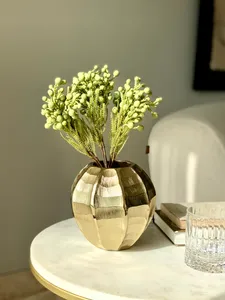 Florero de aluminio hecho a mano con diseño único al por mayor para estilos tradicionales y contemporáneos disponible a precio por mayor - Product Image 2