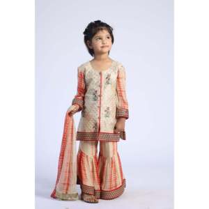 Colección de Ropa India y Pakistaní Sahara - Product Image 1