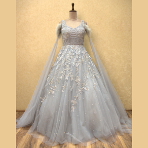 Nouvelle magnifique robe grise espagnole Heavy Handcrafted Beats and Sequin Detailing Crafted for all Occasions From India prix de gros - Product Image 2