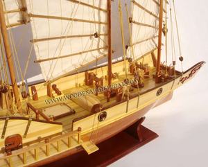 Gia Nhien Fabricant Approuvé Conception Personnalisée Bas quantité minimale de commande MODÈLE DRAGON ROUGE GRAND VOILIER de HAUTE QUALITÉ - Product Image 3