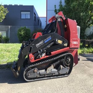 รถตักล้อยางขนาดเล็ก Toro Dingo TX1000M รถตักตีนตะขาบขนาดกะทัดรัด 0.4 ตัน สำหรับงานเกษตรและก่อสร้าง - Product Image 4