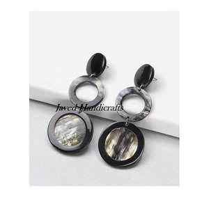 High Quality Women Fashion Jewelry Buffalo Horn <b>Earring</b> Manufacturer and Exporter in India Buffalo Horn <b>Earring</b> - Product Image 4