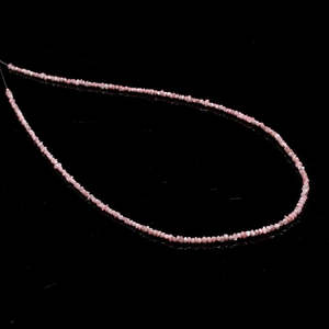 Diamantes Sueltos Naturales Rosados, Sin Cortar, en Tiras Completas de 2-2.5 mm, Claridad VVS1, Corte Excelente y Bueno - Product Image 2