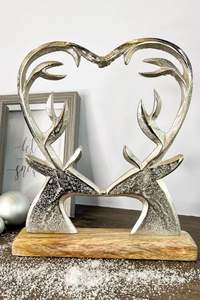 Handcrafted metal and wooden <b>Christmas</b> <b>centerpiece</b> with beautiful seasonal arrangement for rustic festive home decor - Product Image 6