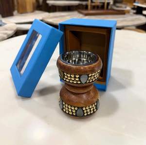 Brûleur d'encens religieux moderne en bois de manguier et résine de haute qualité pour cadeau de parfum d'intérieur - Product Image 2