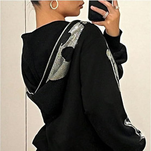 Sudadera con Capucha Negra de Alta Calidad para Mujer, con Estampado de Esqueleto, Estilo Moderno para Uso Casual, 2025/2026 - Product Image 3
