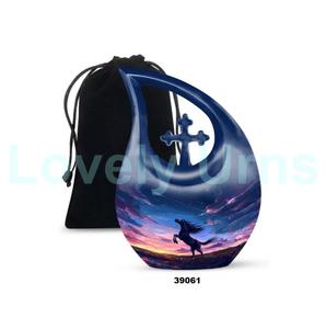 Hermosa urna de cremación de gota de lágrima de caballo para adultos para cenizas humanas Urna funeraria cruzada decorativa con bolsa de terciopelo gratis - Product Image 1
