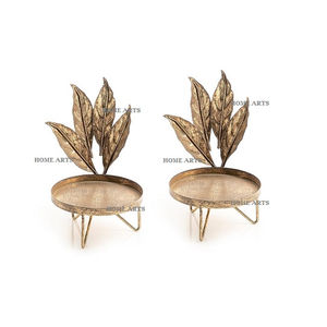 Lot de 2 bougeoirs de table décoratifs en laiton avec motif de feuilles bougeoirs de forme ronde du meilleur exportateur en Inde - Product Image 1