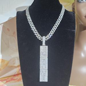 Collar con Colgante Vertical de Plata 925 Chapado en Oro con Diamantes de Imitación VVS Estilo Popular para Hombre a Bajo Precio - Product Image 4