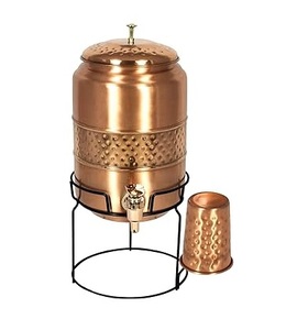 Jarra de Agua de Cobre Puro 100%, Hecha a Mano, Calidad Estándar, Diseño Mitad Liso y Mitad Martillado, Aspecto Atractivo - Product Image 1