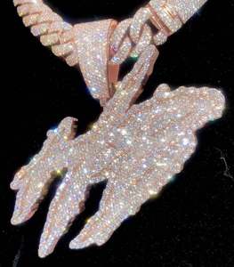 Entièrement glacé deux tons VVS1 GRA Moissanite plaqué or massif coupe à la mode S925 argent Sterling Hip Hop pendentif rappeur fête unisexe - Product Image 1