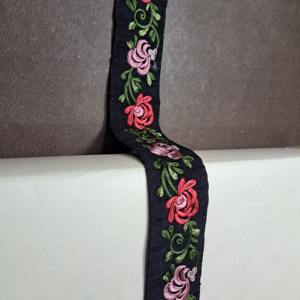 Recorte de encaje bordado de poliéster auténtico para ropa de noche elegante bordado a mano Bordados De Bordado para prendas - Product Image 3