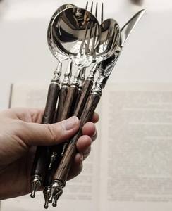 Juego de utensilios de cocina personalizados hechos a mano Espátula y cucharas de madera de teca natural para cocinar utensilios de madera - Product Image 5