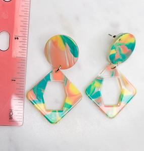 ต่างหูเรซินสามสีเรซินตุ้มหูทรงสี่เหลี่ยมห้อยระย้าเรซินเครื่องประดับโบฮีเมียน - Product Image 6