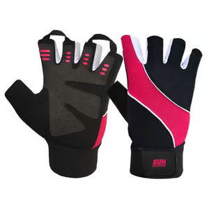 Gants de sport et de fitness unisexes en cuir, demi-doigts, légers, respirants, design personnalisé, qualité supérieure, fabriqués au Pakistan, parmi les plus vendus - Product Image 1