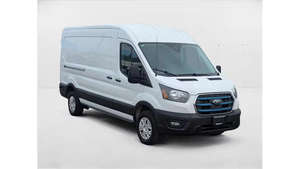 รถตู้ขนส่ง E-Transit Cargo Van T-350 ปี 2023 หลังคาขนาดกลาง 148 นิ้ว น้ำหนักบรรทุกรวม 9500 ปอนด์ ขับเคลื่อนล้อหลัง สภาพดี ใช้งานน้อย - Product Image 2