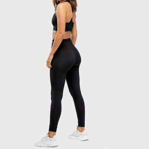 Vente en gros de haute qualité nouvelle tendance Séchage rapide Respirant Durable Yoga Gym Fitness LEGGINGS et haut - Product Image 1