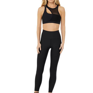 Ensemble de yoga pour femmes, nouveau style, vêtements de sport à devant uni, soutien-gorge côtelé avec leggings de sport, séchage rapide, faible MOQ, vêtements personnalisés OEM - Product Image 1