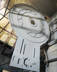 Les services de fabrication de tôle CNC personnalisés pour pièces en acier doux comprennent le revêtement en poudre de découpe laser de cintrage - Product Image 3