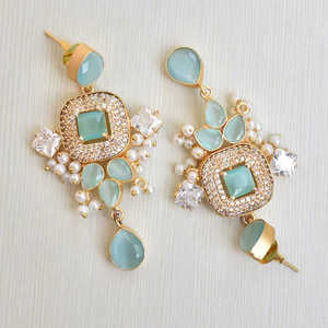 Long Statement 18K Gold Plated Bridal Jewelry Drop Earrings Trendy Crystals With Zircon Bulk Wholesale <b>Brass</b> Material <b>Jewellery</b> - Product Image 4