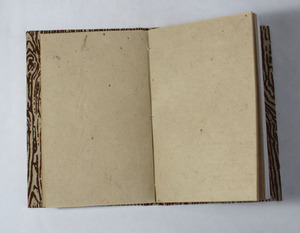 Cuaderno Escolar Personalizado Promocional con Tapa Dura, Papel de Fibra Lokta Hecho a Mano, Tapa con Estampado de Corteza de Árbol - Product Image 3