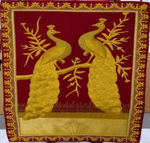 Panel de Pared de Joyas Árabes Zardozi Personalizado, Diseño de Pavo Real, Alfombra Bordada a Mano, Aspecto Real, Decoración de Villa - Product Image 2