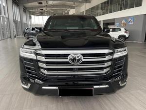 Strong 2025 para 300 (B7+) SUV con Volante a la Izquierda, R17, con Alta Protección Balística y Contra Explosiones - Product Image 2