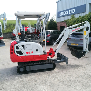จัดส่งฟรี รถขุดขนาดเล็ก TAKEUCHI TB216 15 แรงม้า เครื่องยนต์ดีเซลแบบเปิด ROPS พร้อมบุ้งกี๋แบบ PIN BUCKET ปั๊มไฮดรอลิก KYB เกียร์ Yanmar รับประกัน 4 ปี - Product Image 3
