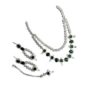 2025 venta al por mayor de moda de color circón pendiente collar conjunto de joyas para mujeres joyería de boda Artificial - Product Image 1