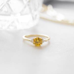 Bague en argent 925 avec pierres précieuses en zircone cubique profonde de haute qualité à un prix abordable pour les femmes - Product Image 3
