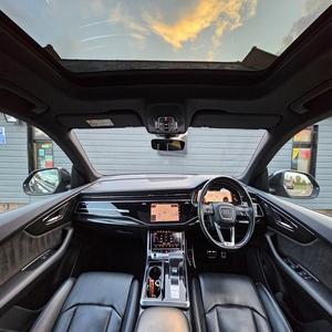 ¡Oferta Imperdible! Audi Q8 S-Line 2019 Súper Limpio, Motor 3.0L TFSI de 335hp, Tracción Total Quattro, SUV de Lujo Automático - Product Image 4