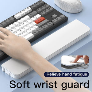 Kit <span class=keywords><strong>de</strong></span> nettoyage tout-en-un pour écran et clavier avec repose-poignet 22-en-1 - Pour téléphones portables, tablettes, PC, appareils photo, écouteurs - Product Image 4