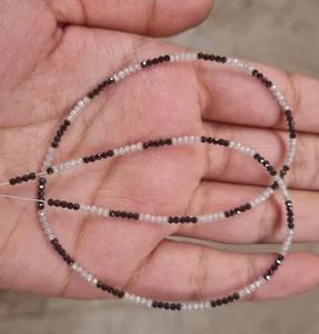 Cuentas de moissanita facetadas de grado AAA, piedra blanca y negra de 3mm, fabricación de joyas de Hip Hop personalizadas, ¡para diseños únicos! - Product Image 3