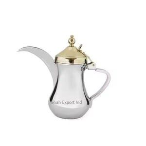 Dallah de café árabe de diseño Premium en uso terminado de plata metálica para villas y ollas de té y café de Resort - Product Image 3