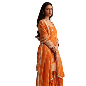 Ingrosso paillettes arancioni Kurti Sharara Set con Chanderi Banarasi Dupatta per Wedding Party Wear ricevimento festivo ordini personalizzati - Product Image 3