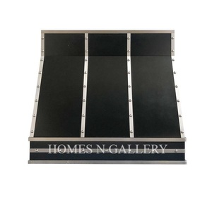 Hotte de cuisine en acier inoxydable sur mesure avec design incurvé noir et blanc ou avec bandes dorées, fabriquée à la main - Product Image 6