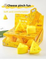 Jouet anti-stress unisexe en plastique souple en forme de fromage triangulaire, simulation alimentaire, mignon, pour le bureau, vente en gros