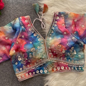 Magnifique chemisier en soie Fendy avec impression numérique et travail de perles, fabricant et fournisseur de Surat à prix de gros - Product Image 1