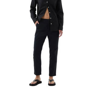 Pantalon chino pour femmes, design OEM, prix personnalisé, logo personnalisé, respirant, séchage rapide, pantalon chino de haute qualité pour femmes - Product Image 1