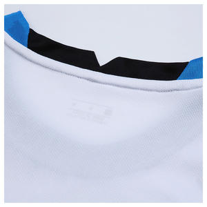 Vêtements de football pour adultes personnalisés à forte demande Maillot de football personnalisé et kit complet comprenant des uniformes - Product Image 4