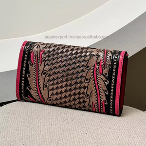 กระเป๋าสตางค์หนังมีฝาปิดลายดอกไม้แบบตะวันตกขายดีกระเป๋าคลัทช์สำหรับผู้หญิงหนังวัวสีชมพู - Product Image 4