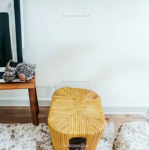 Console de fête Pooja de cuisine antique tabouret en bois marron naturel massif avec incrustation d'os artisanat pour bébés enfants pour le salon - Product Image 4