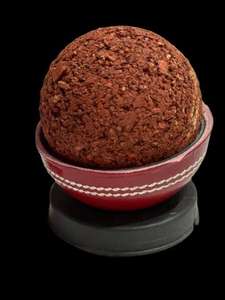 Pelota de Cricket de Color personalizada RX de alta calidad, pelota dura de cuero genuino con logotipo personalizado, calidad deportiva profesional ligera - Product Image 3