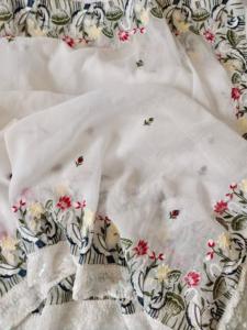 Último diseñador indio tradicional étnico crujiente bordado blanco Fancy Saree Moda exclusiva fiesta boda desgaste mujeres - Product Image 5