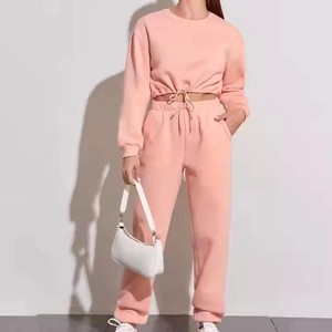 Conjunto de chándal personalizado para mujer, conjunto de chándal rosa con capucha, trajes deportivos de ocio, chándal deportivo, conjunto de 2 piezas - Product Image 1