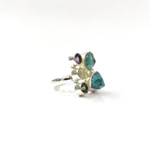 แหวนแต่งงานสไตล์พังก์ ดีไซน์ใหม่ ประดับพลอยหลากชนิด เงินแท้ 925 รูปทรงสวยงาม - Product Image 3