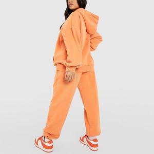 Fabricante de ropa, chándal recortado lavado ácido personalizado para mujer y conjunto bordado, chándal de servicio OEM para mujer desgastado - Product Image 5